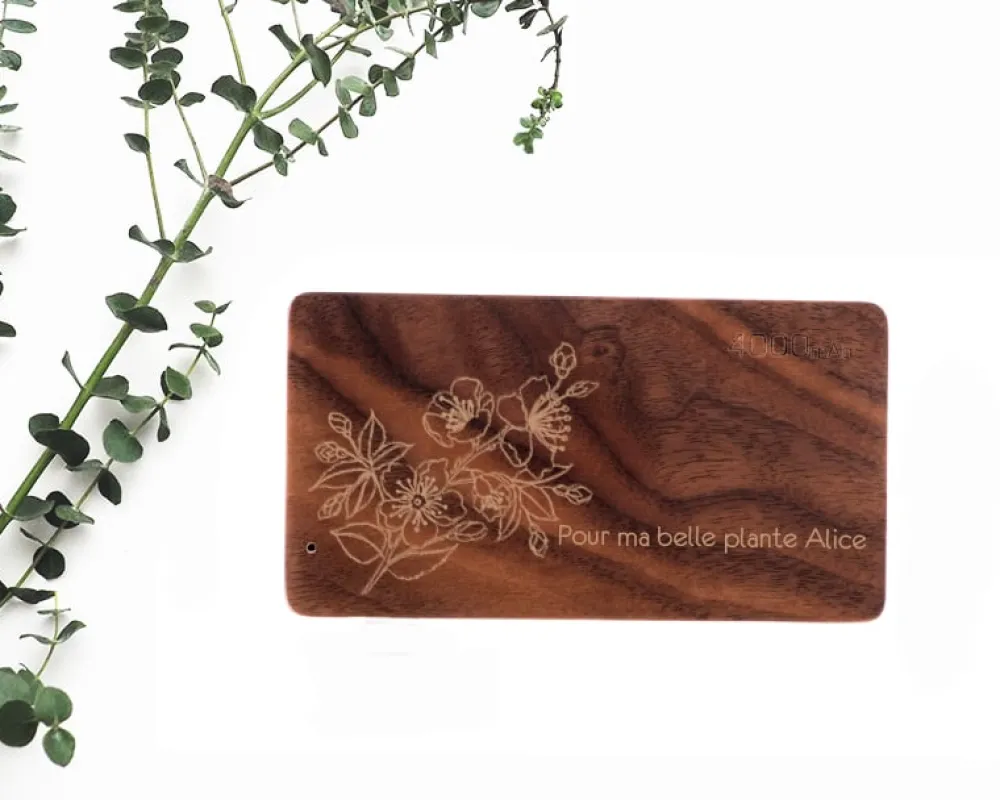 Batterie Externe en bois personnalisable grand format 4000 mAh - Fleur|Cadeaux.com Online