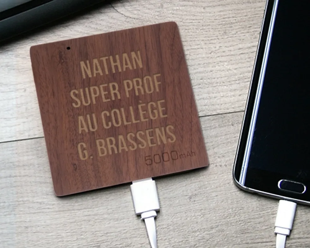 Batterie Externe en bois personnalisable 5000 mAh - Merci Maîtresse, Maître et ATSEM|Cadeaux.com