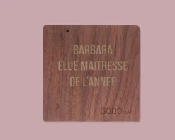Batterie Externe en bois personnalisable 5000 mAh - Merci Maîtresse, Maître et ATSEM|Cadeaux.com