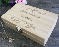 Boîte à Bijoux Gravée Trésors de ...|Cadeaux.com Hot