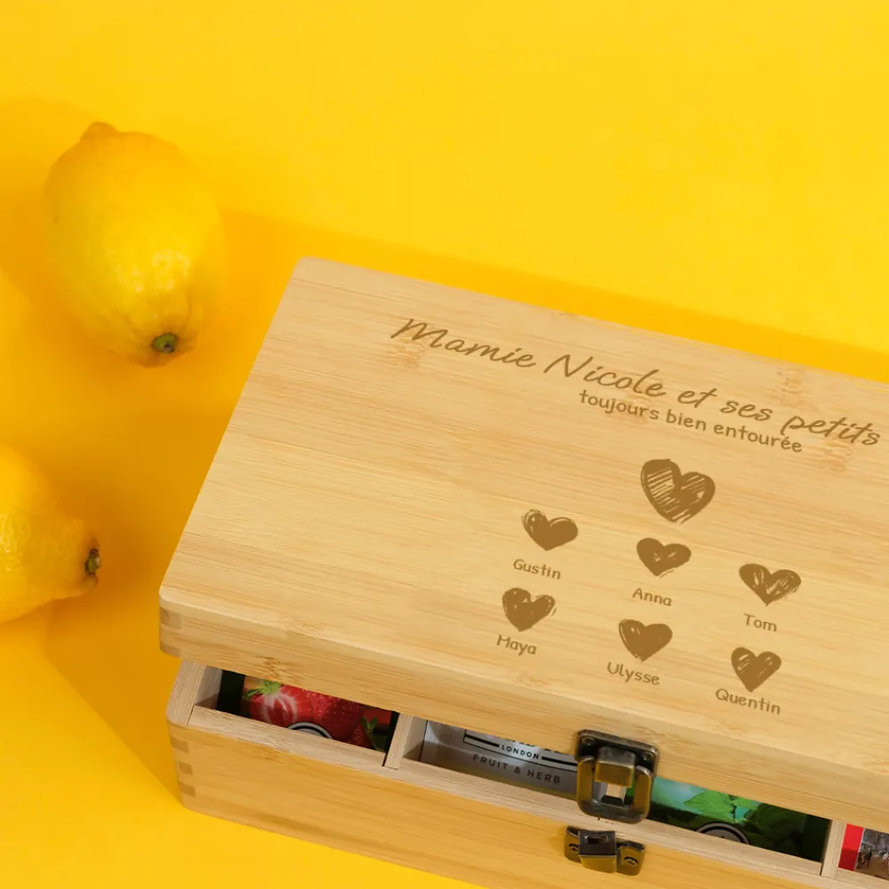 Boîte à thé gravée - Mamie et ses petits coeurs|Cadeaux.com