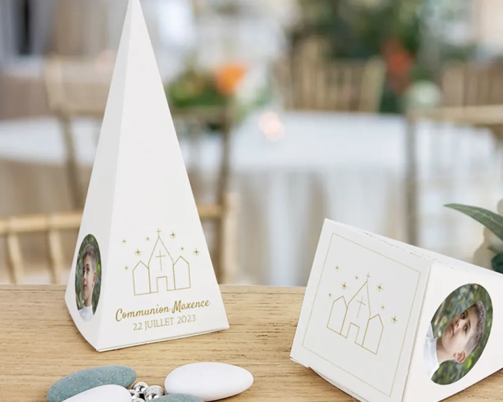 Boîtes à dragées personnalisées avec dragées chocolat et amandes - Chapelle|Cadeaux.com Sale