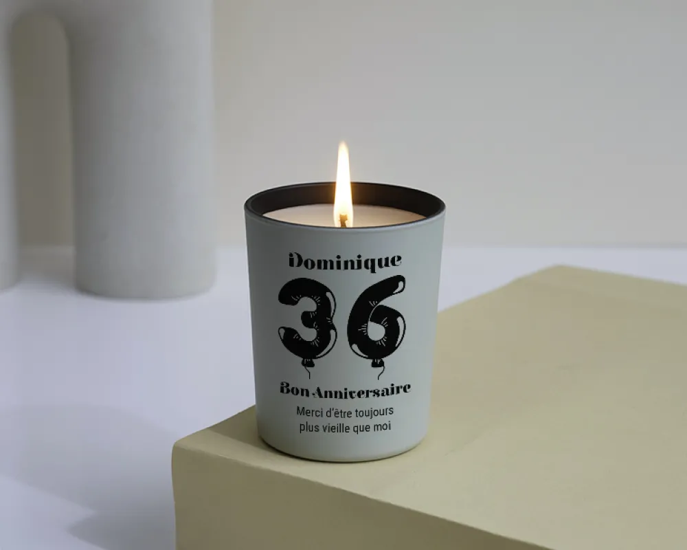 Bougie personnalisable parfumée - Ballons d'anniversaire|Cadeaux.com Best