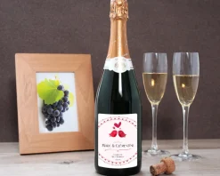 Bouteille de champagne personnalisée - Prénoms couple|Cadeaux.com Hot