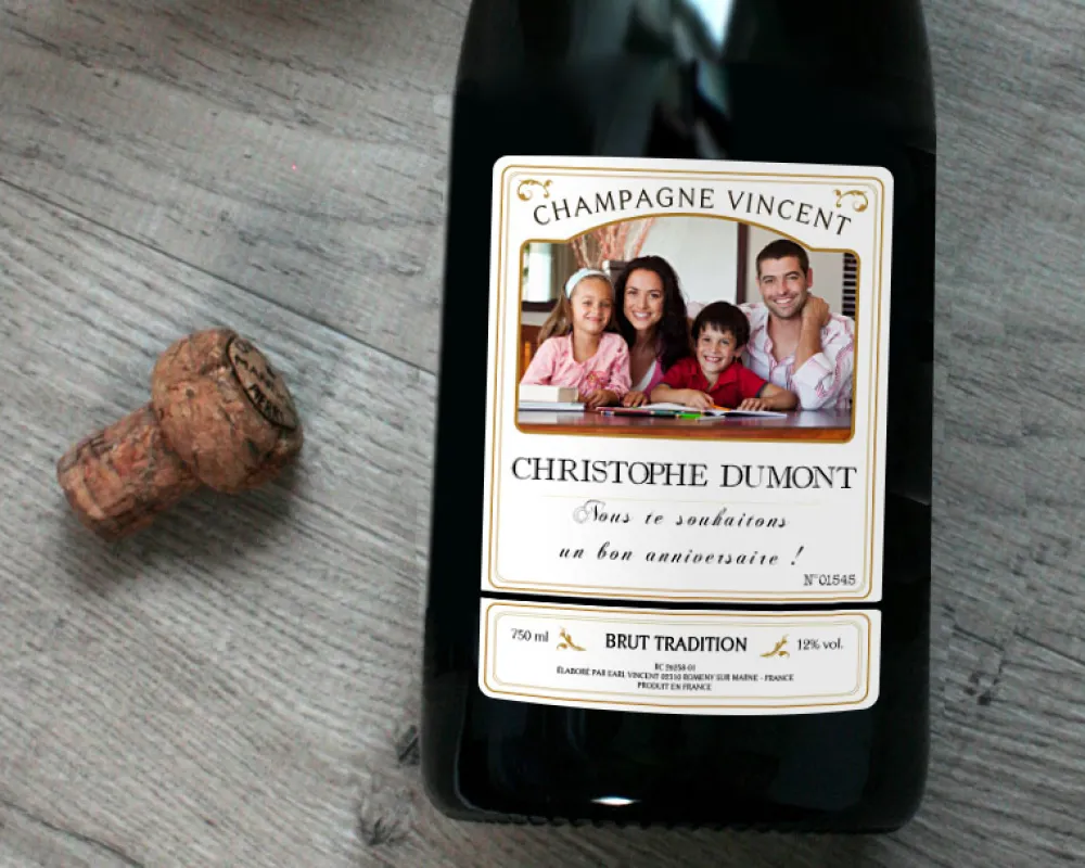 Bouteille de champagne personnalisée - Photo|Cadeaux.com