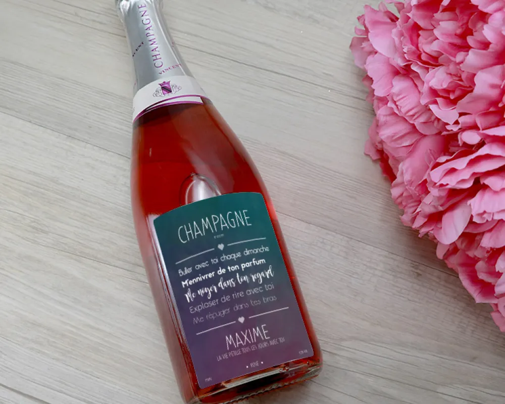 Bouteille de champagne rosé personnalisée couple - Message romantique|Cadeaux.com