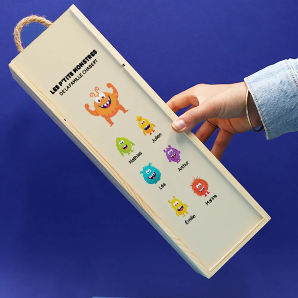 Bouteille et caisse à vin personnalisée - Famille Monstres|Cadeaux.com Outlet