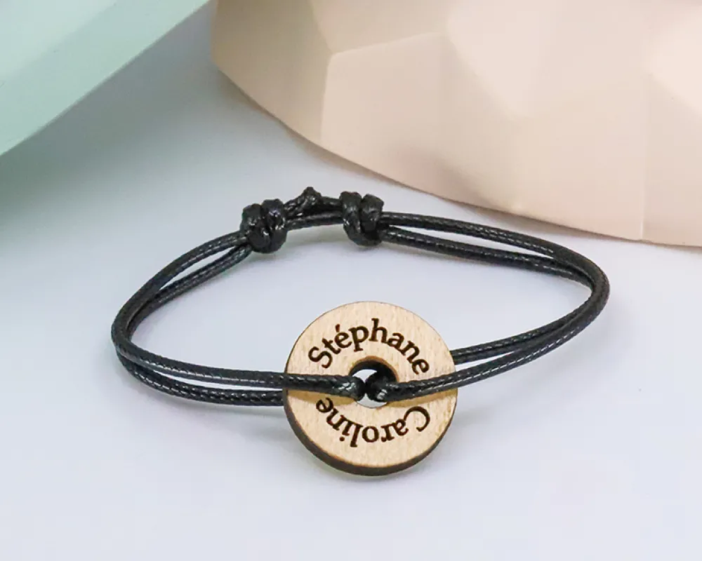 Bracelet cordon avec cible personnalisée en bois|Cadeaux.com Discount