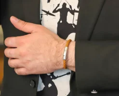 Bracelet en cuir tressé coloré - Marron foncé, camel ou bleu marine|Cadeaux.com Discount