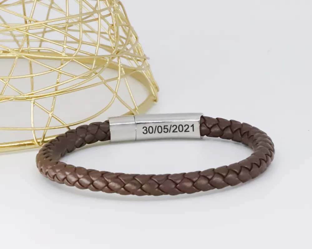 Bracelet en cuir tressé coloré - Marron foncé, camel ou bleu marine|Cadeaux.com Discount