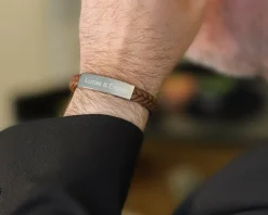 Bracelet gravé Homme en Acier et Cuir Tressé|Cadeaux.com New