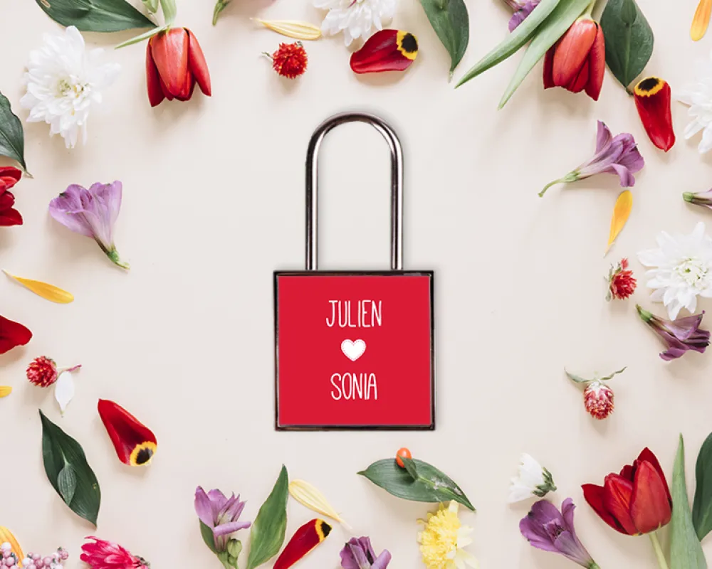 Cadenas de l'Amour Personnalisable - Prénoms - Rouge Passion|Cadeaux.com Hot
