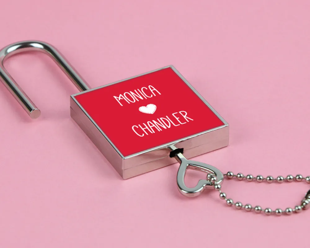Cadenas de l'Amour Personnalisable - Prénoms - Rouge Passion|Cadeaux.com Hot