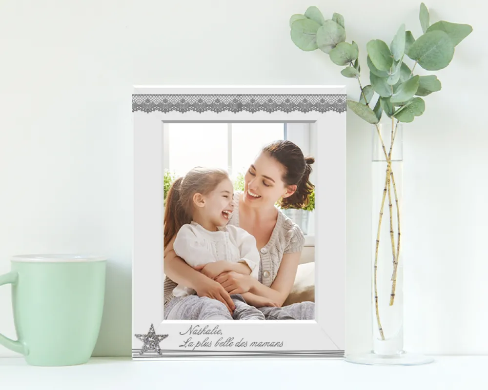 Cadre blanc gravé Etoiles Cristaux Swarovski®|Cadeaux.com Outlet