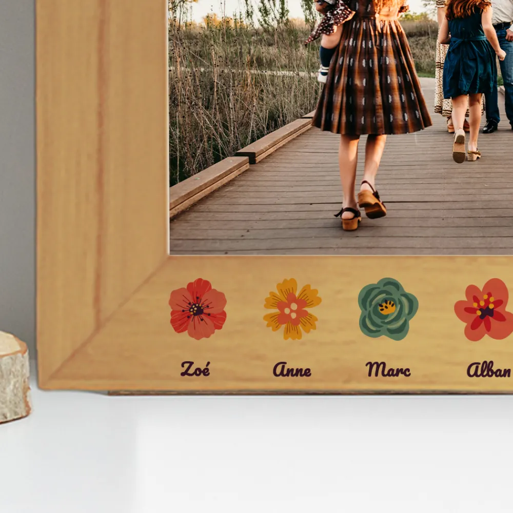 Cadre en bois personnalisé - Famille fleurs|Cadeaux.com Sale