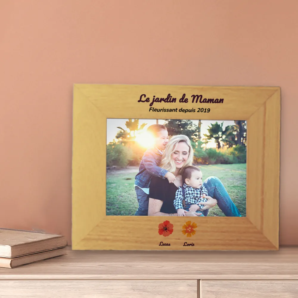 Cadre en bois personnalisé - Famille fleurs|Cadeaux.com Sale