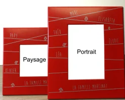 Cadre métal rouge gravé Famille Message|Cadeaux.com Best