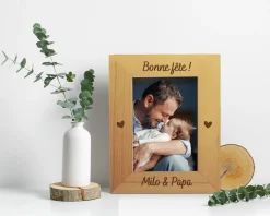 Cadre photo en bois gravé - Papa|Cadeaux.com Outlet