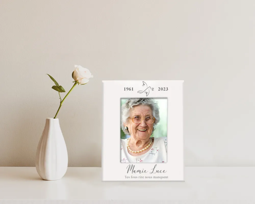 Cadre photo en métal blanc - Deuil|Cadeaux.com New