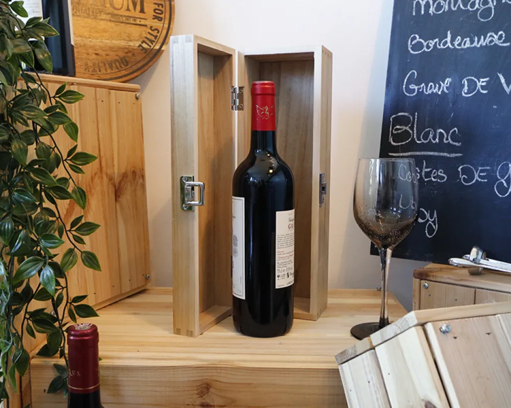 Caisse à vin personnalisée prénom - Cerf|Cadeaux.com