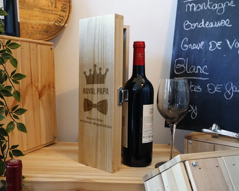 Caisse à vin personnalisée en bois - Papa Royal|Cadeaux.com Clearance