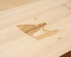 Caisse à vin personnalisée mariage - Prénoms couple|Cadeaux.com Discount