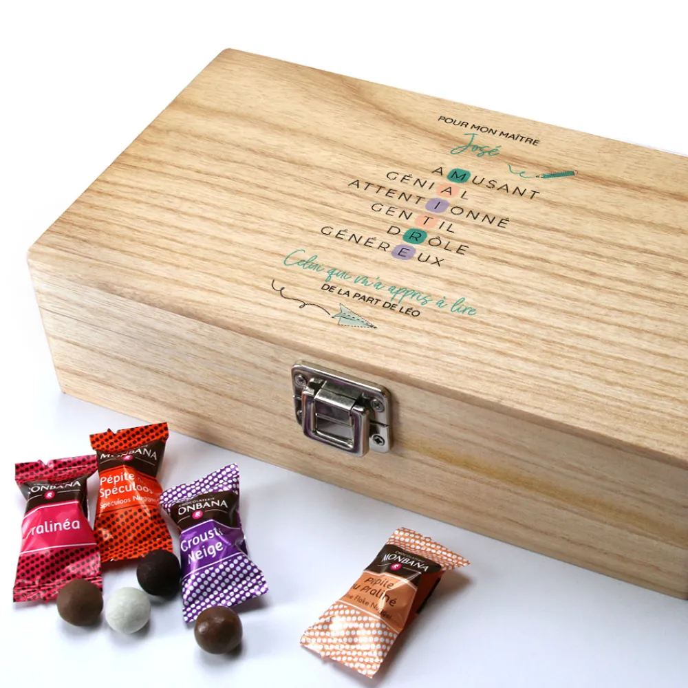 Coffret de chocolats Monbana personnalisé - Acrostiche Maitresse/Maitre|Cadeaux.com Best