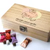 Coffret gravé de chocolats Monbana - Première Fête des Grands-mères|Cadeaux.com New