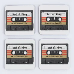 Coffret rétro K7 - Chope de bière et sous-verres personnalisés|Cadeaux.com Outlet