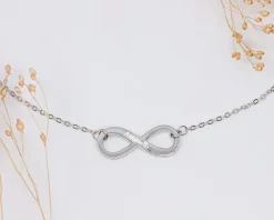 Collier infini personnalisé pour Femme - Prénom|Cadeaux.com Hot
