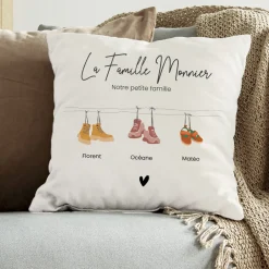 Coussin personnalisé - Famille Chaussures|Cadeaux.com Sale