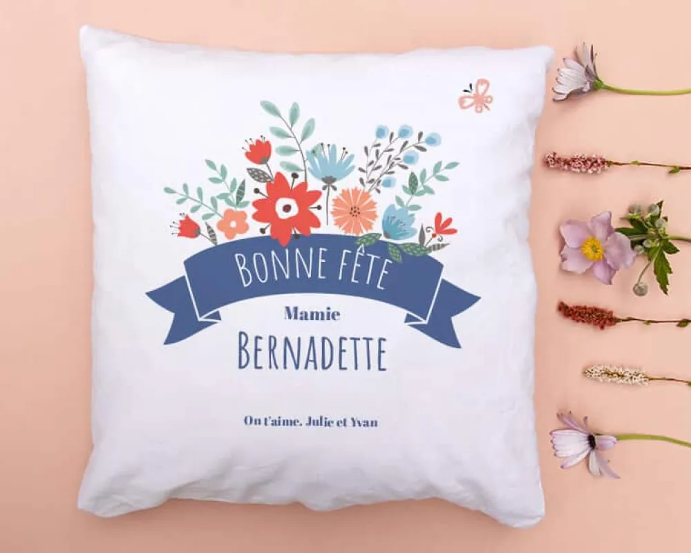 Coussin personnalisé - Mamie Fleurie|Cadeaux.com Clearance