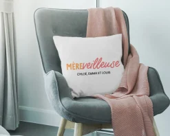 Coussin personnalisé - Mère-veilleuse|Cadeaux.com New