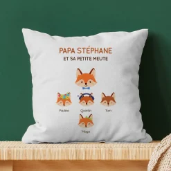 Coussin personnalisé - Papa Renard et sa meute|Cadeaux.com Outlet