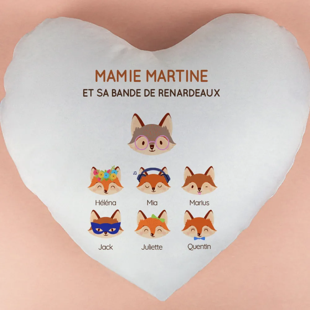 Coussin personnalisé coeur - Mamie Renard et sa meute|Cadeaux.com Outlet