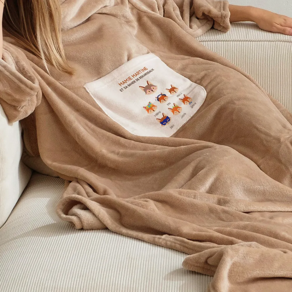 Couverture à manches personnalisée - Mamie Renard et sa meute|Cadeaux.com Discount