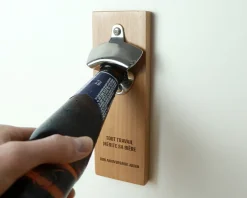 Décapsuleur mural personnalisé|Cadeaux.com Best