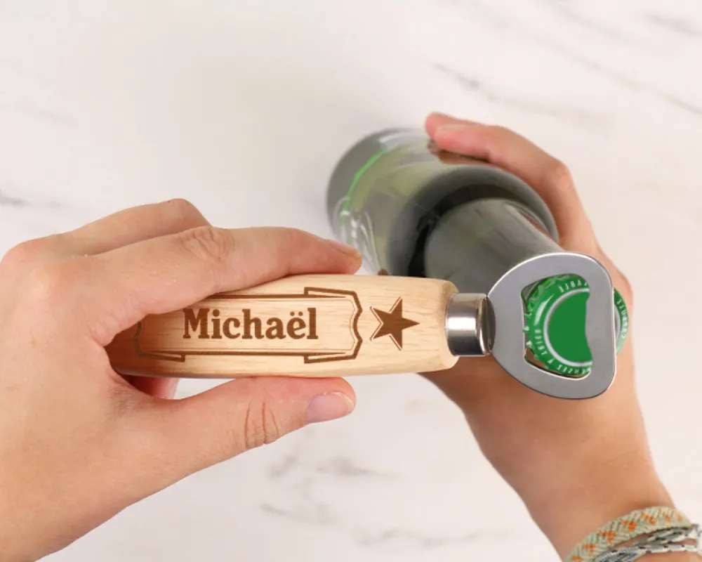 Décapsuleur personnalisé gravé - Prénom|Cadeaux.com Discount