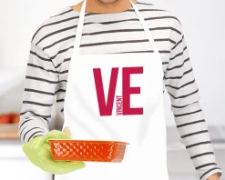 Duo de tabliers personnalisés couple - Love|Cadeaux.com Outlet