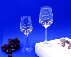 Duo de verres à vin personnalisables - Message|Cadeaux.com Outlet