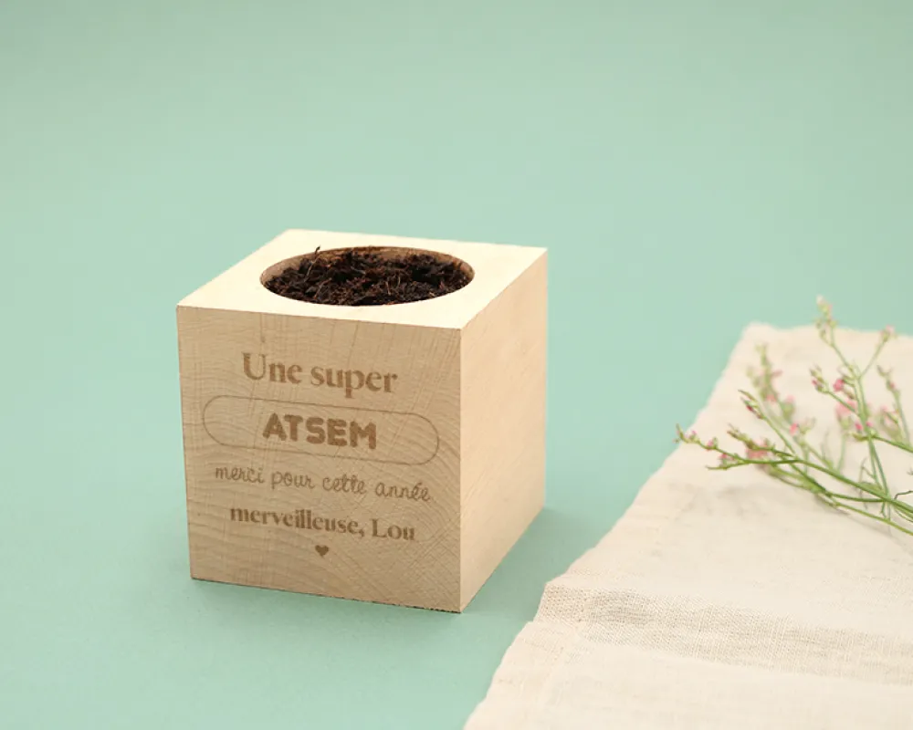 Ecocube personnalisé - L'Ecole est Finie|Cadeaux.com Clearance