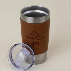 Gourde en cuir personnalisée - Montagne|Cadeaux.com New