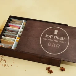Grand coffret d'épices gravé "Chef étoilé" - 36 épices du monde|Cadeaux.com Clearance