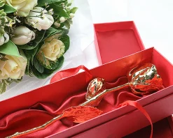 Grande rose en or dans son écrin personnalisable - Aujourd'hui je t'aime depuis|Cadeaux.com Best