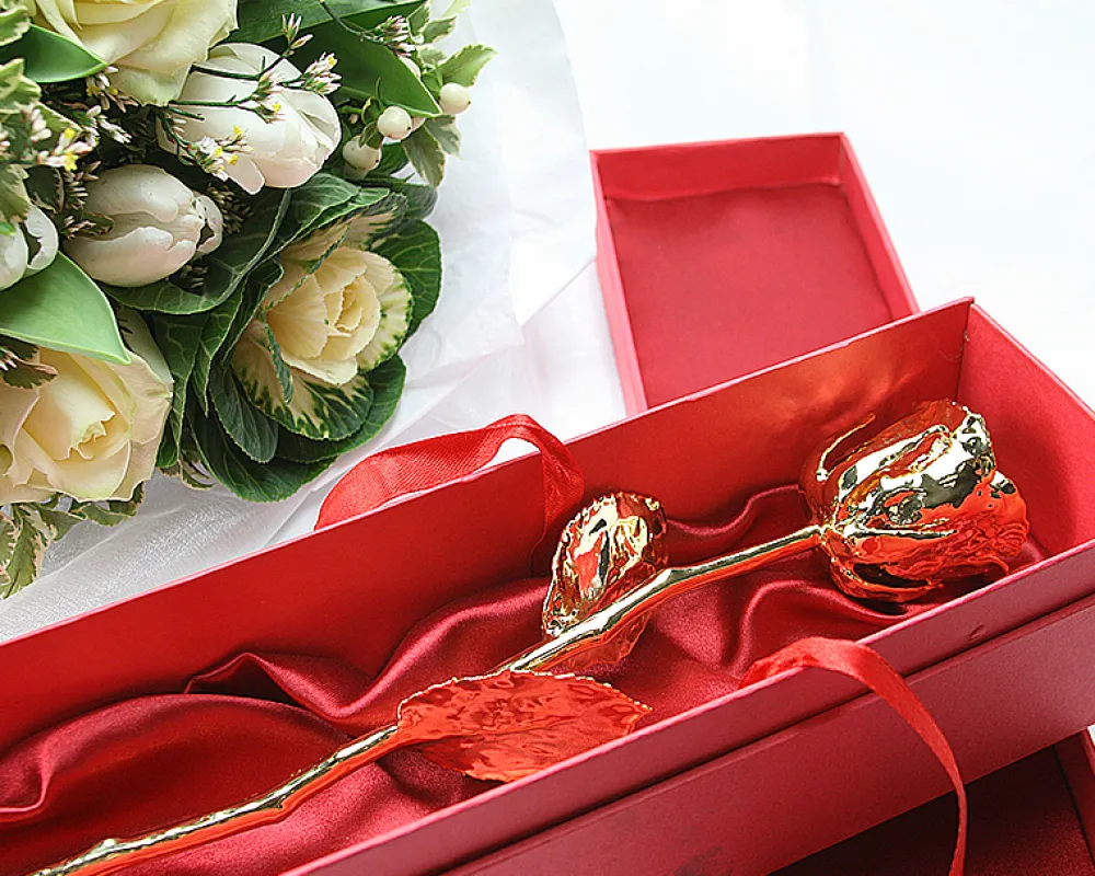 Grande rose en or dans son écrin personnalisable - Aujourd'hui je t'aime depuis|Cadeaux.com Best