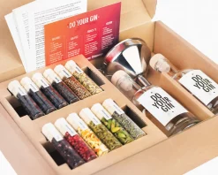 Kit de fabrication de gin avec un verre personnalisé|Cadeaux.com Outlet