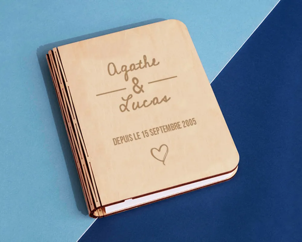 Lampe livre lumineux personnalisé couple - Jour de rencontre|Cadeaux.com Best