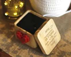 Lovebox - Boite à messages d'amour connectée - Aujourd'hui je t'aime depuis... jours|Cadeaux.com Best