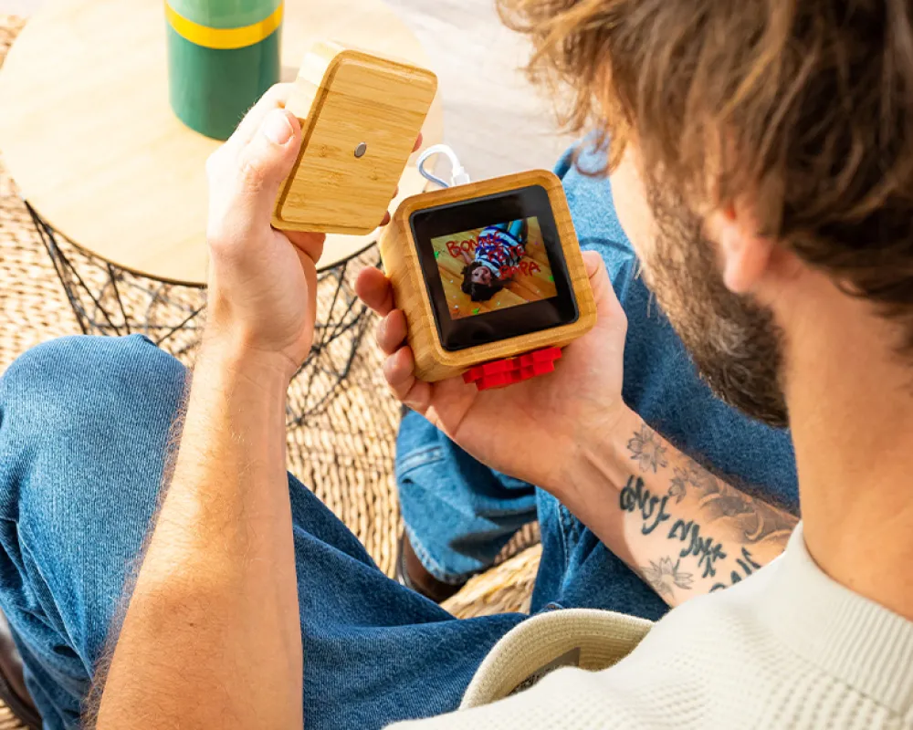 Lovebox - Boite à messages d'amour connectée et personnalisée|Cadeaux.com Outlet