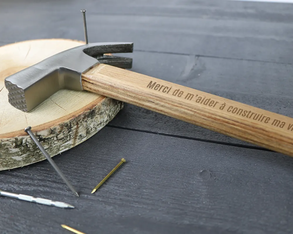Marteau gravé personnalisé - Message|Cadeaux.com